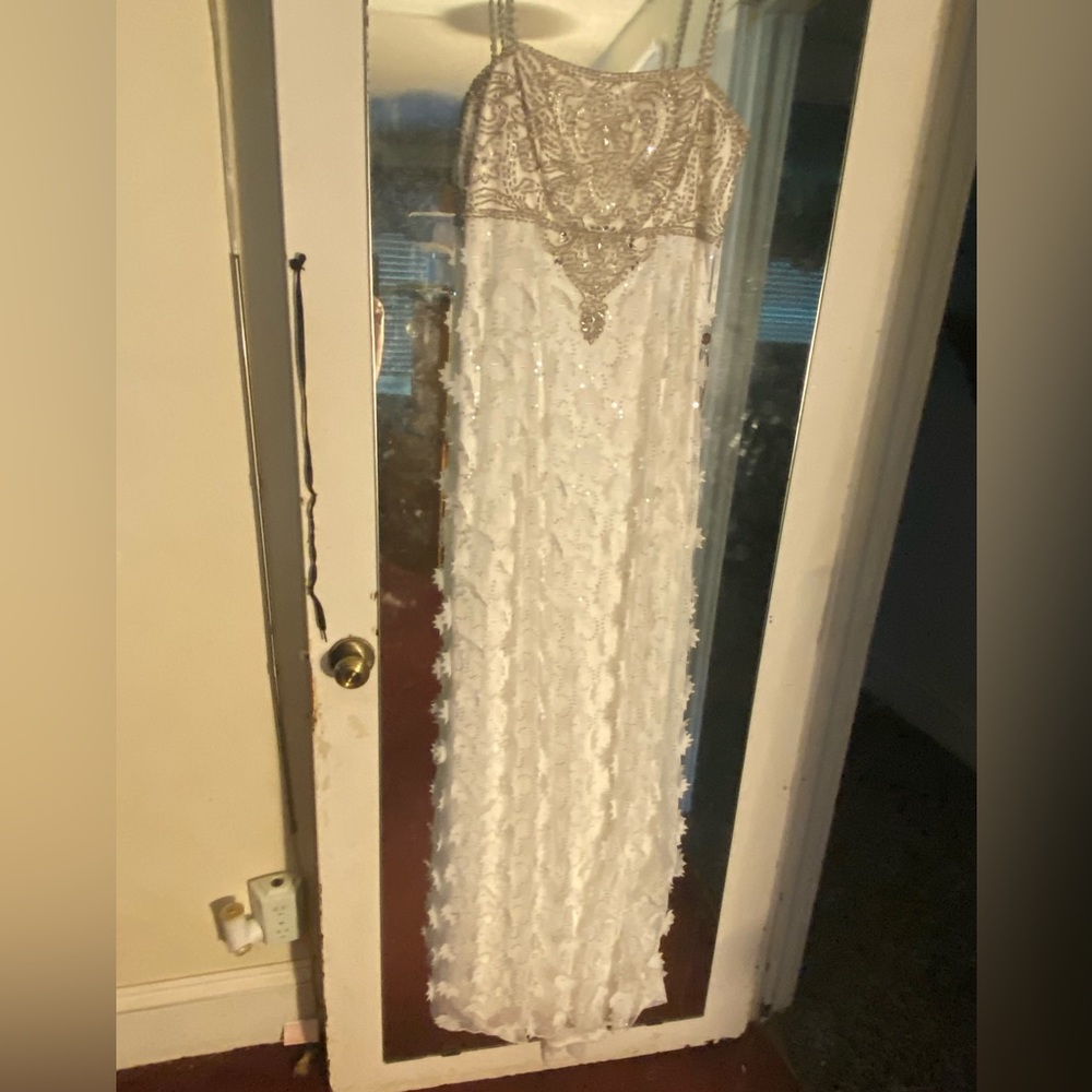 NWT Suewong Nocture white beautiful elegant dress women size 10